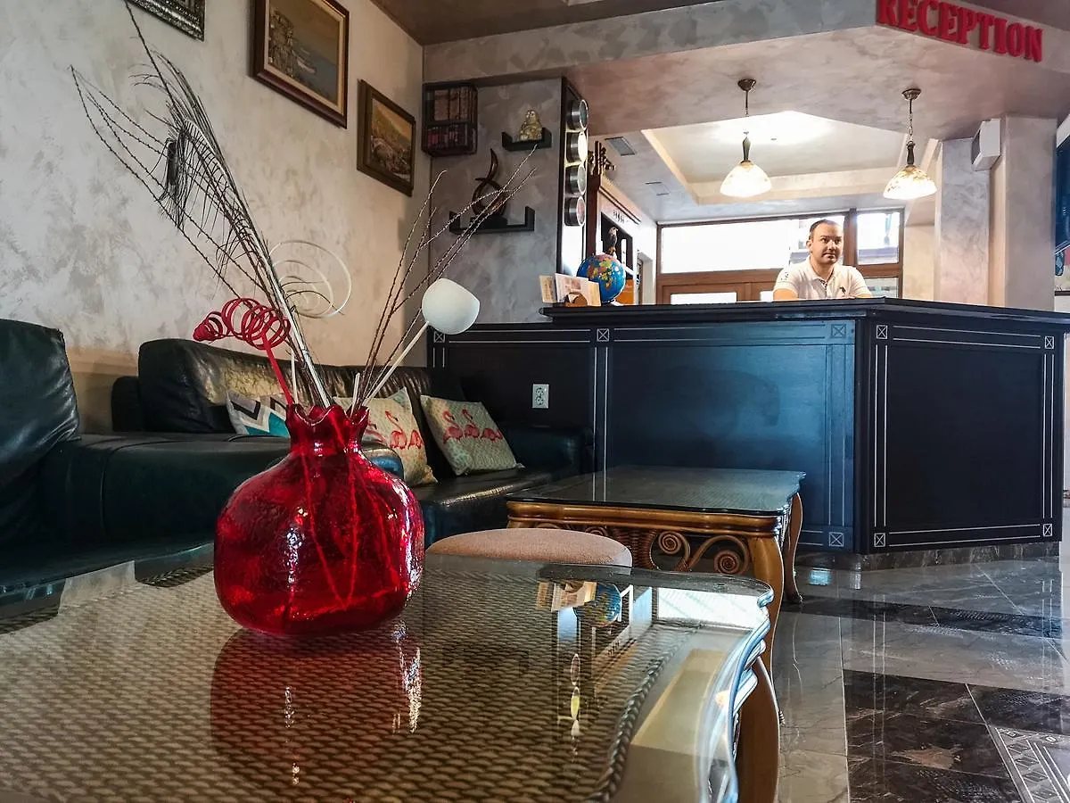 Empera H-L Hotel Sunny Beach 3*,